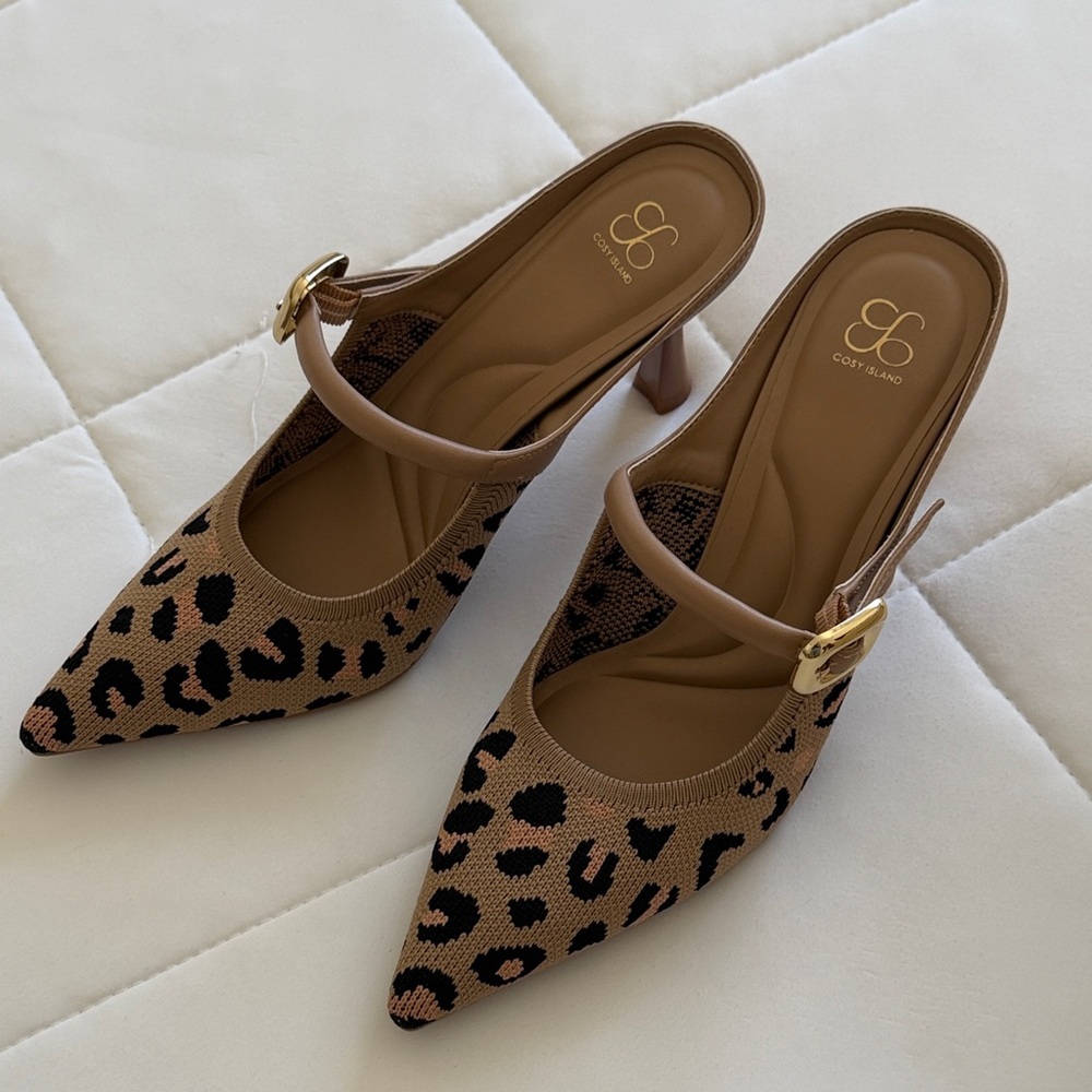 Cosy Island Pointed Toe Heeled Mules